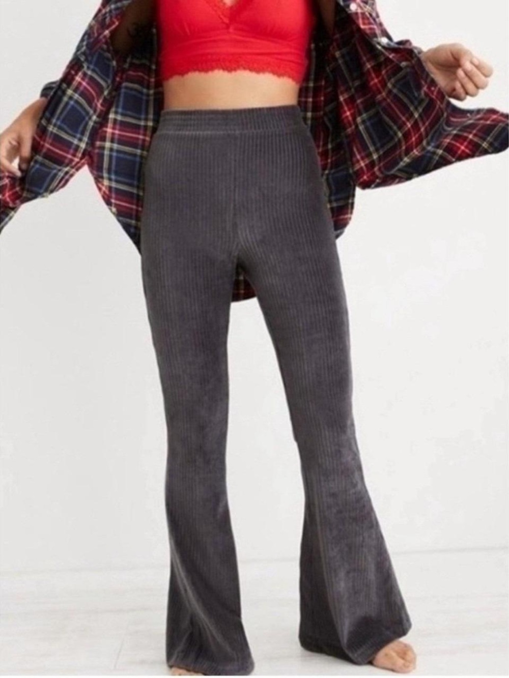 Aerie Groove On Flare Velvet Pants in Gray | Size Small